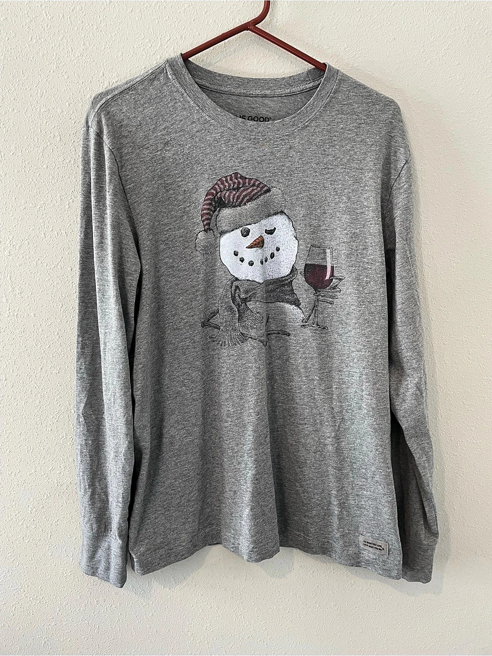 Life is Good Men's Snowman w Red Wine Long Sleeve Crusher Tee Snowman Long